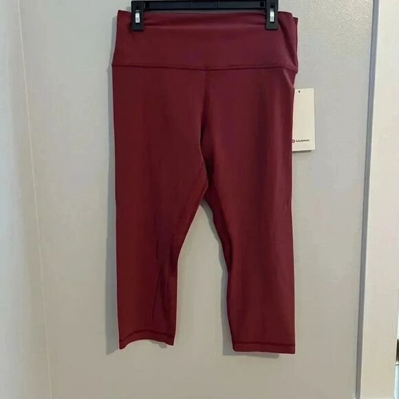 Lululemon Align Crop 21” size 12 leggings maroon color - Picture 1 of 3